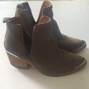 Jeffrey Campbell Cromwell Split Booties
